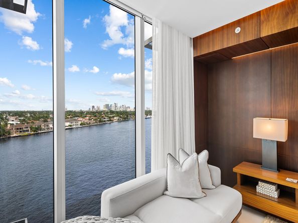 435 Bayshore Dr 703, Fort Lauderdale FL 33304