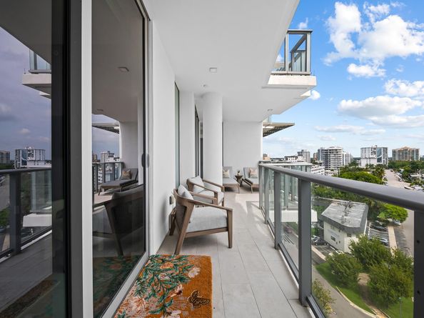 435 Bayshore Dr 703, Fort Lauderdale FL 33304