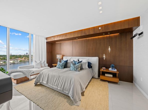 435 Bayshore Dr 703, Fort Lauderdale FL 33304