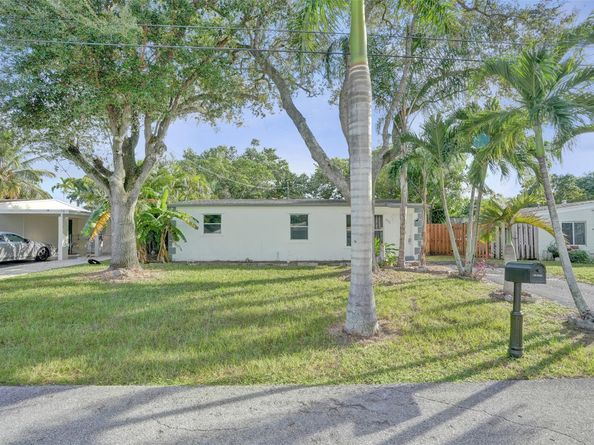 6092 NW 24th CT, Margate FL 33063