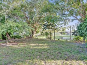 6092 NW 24th CT, Margate FL 33063