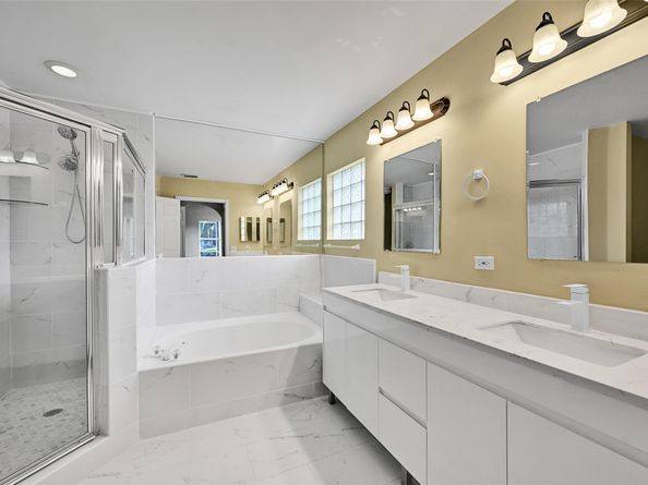 1688 SW 158th Ave, Pembroke Pines FL 33027