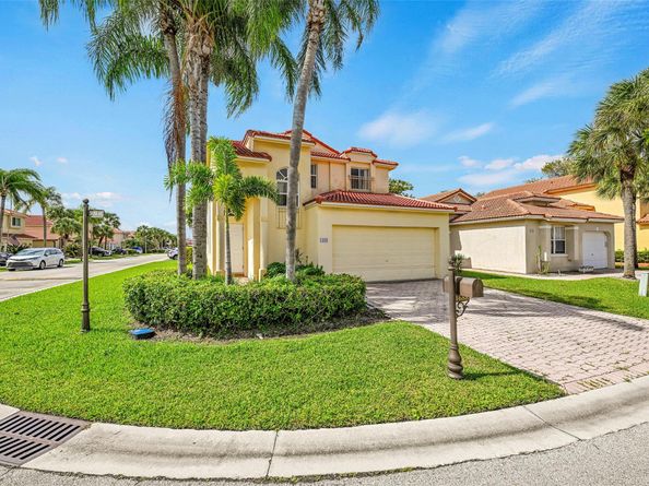 1688 SW 158th Ave, Pembroke Pines FL 33027