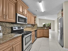 1688 SW 158th Ave, Pembroke Pines FL 33027