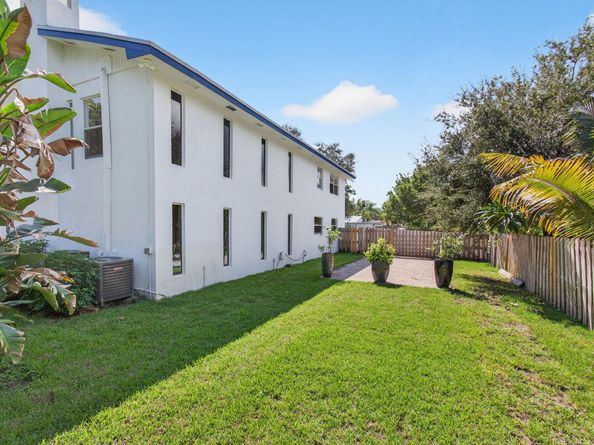 920 Lighthouse Drive, North Palm Beach FL 33408