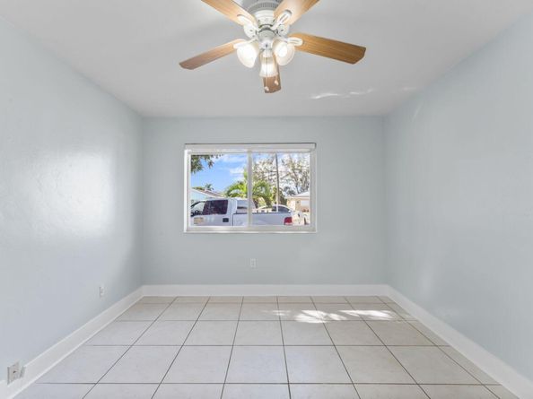 348 Lanier Drive, Palm Springs FL 33461