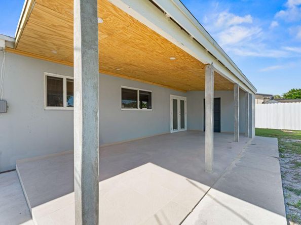 348 Lanier Drive, Palm Springs FL 33461
