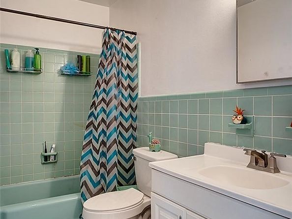 3860 NE 23rd Ave, Lighthouse Point FL 33064