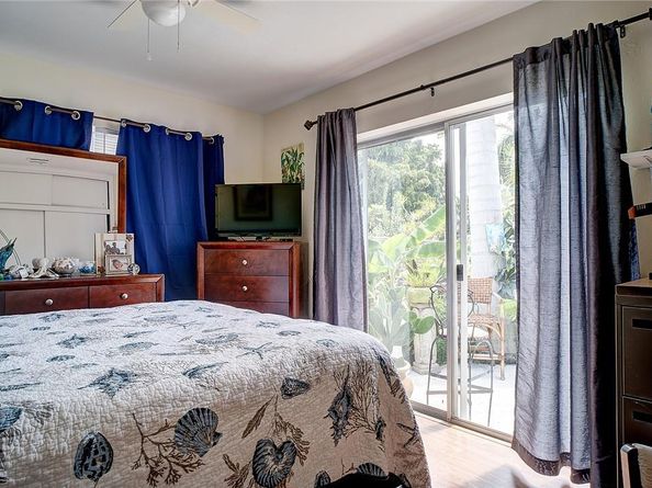 3860 NE 23rd Ave, Lighthouse Point FL 33064