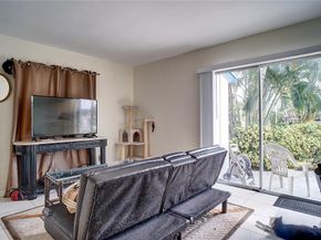 3860 NE 23rd Ave, Lighthouse Point FL 33064