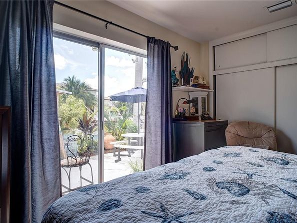 3860 NE 23rd Ave, Lighthouse Point FL 33064