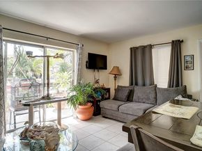 3860 NE 23rd Ave, Lighthouse Point FL 33064