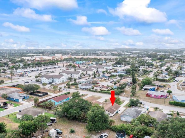 2340 R J Hendley Avenue, Riviera Beach FL 33404