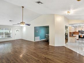 5372 Pine Circle, Coral Springs FL 33067