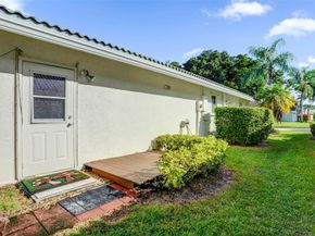 5372 Pine Circle, Coral Springs FL 33067