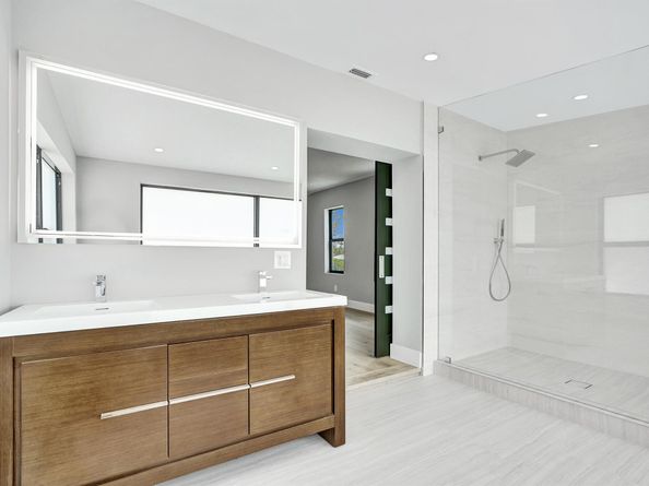 5832 Alton Road, Miami Beach FL 33140