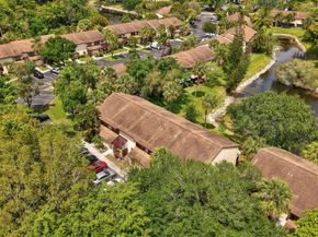 3725 Carambola Cir 2824, Coconut Creek FL 33066