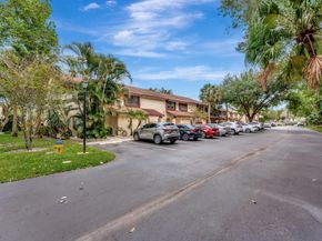 3725 Carambola Cir 2824, Coconut Creek FL 33066