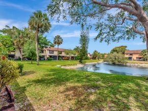 3725 Carambola Cir 2824, Coconut Creek FL 33066