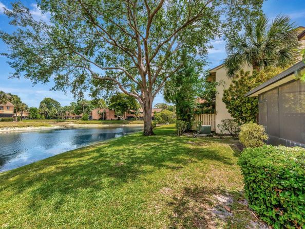 3725 Carambola Cir 2824, Coconut Creek FL 33066