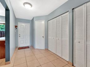 3725 Carambola Cir 2824, Coconut Creek FL 33066