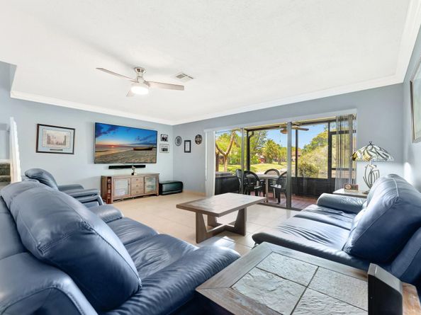 3725 Carambola Cir 2824, Coconut Creek FL 33066