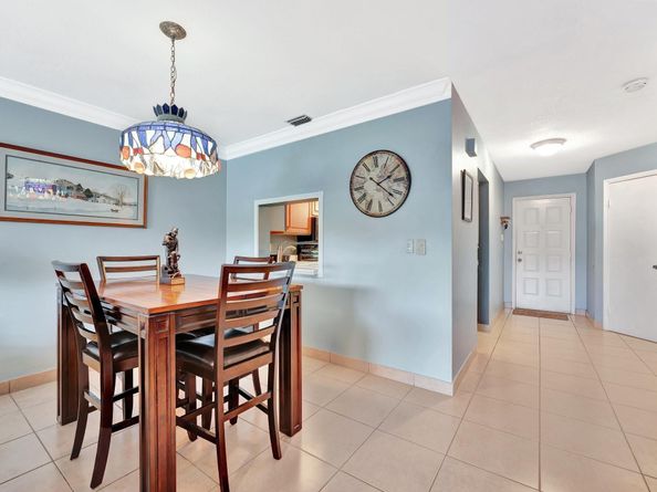 3725 Carambola Cir 2824, Coconut Creek FL 33066