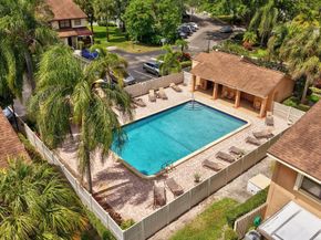 3725 Carambola Cir 2824, Coconut Creek FL 33066