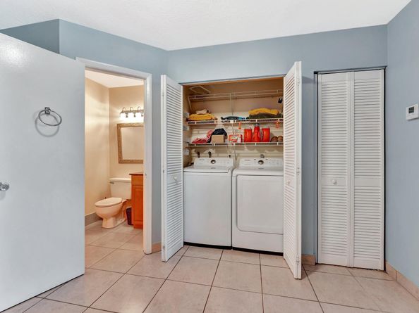 3725 Carambola Cir 2824, Coconut Creek FL 33066