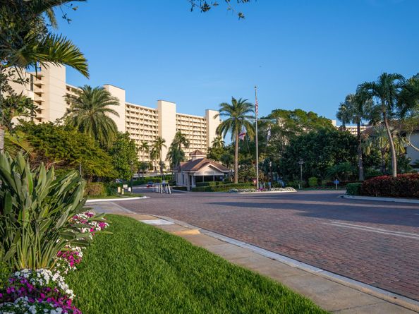 122 Lakeshore Drive 1134, North Palm Beach FL 33408