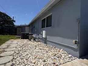 5940 NE 1st Terrace, Oakland Park FL 33334
