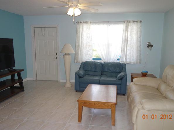 2392 SW 10th Avenue, Boynton Beach FL 33426