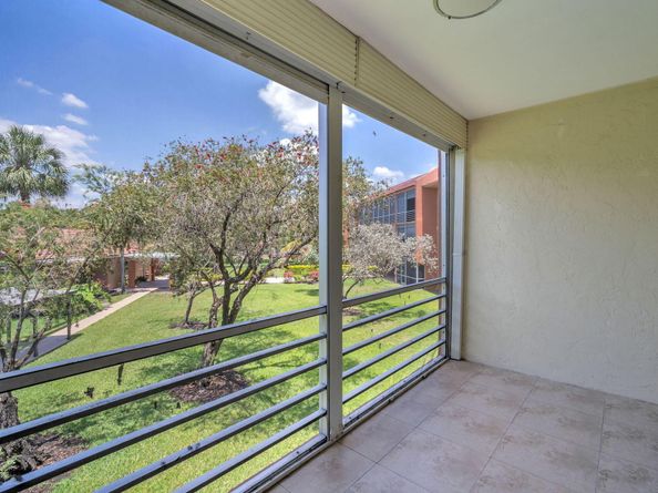 8826 W Mcnab Road 201, Tamarac FL 33321