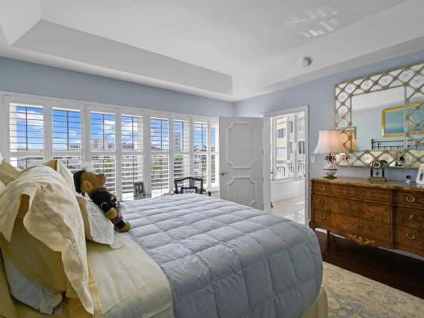 389 S Lake Drive 4h, Palm Beach FL 33480