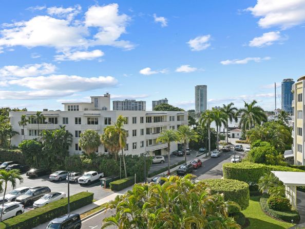 389 S Lake Drive 4h, Palm Beach FL 33480