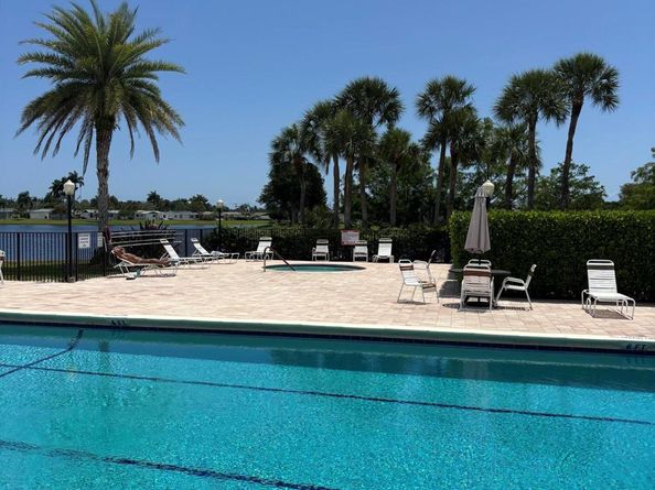 3962 Dafilee Circle, West Palm Beach FL 33417