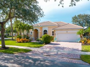 146 Magnolia Way, Tequesta FL 33469