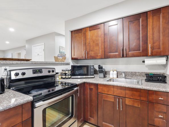 1646 NE 3rd Avenue, Delray Beach FL 33444
