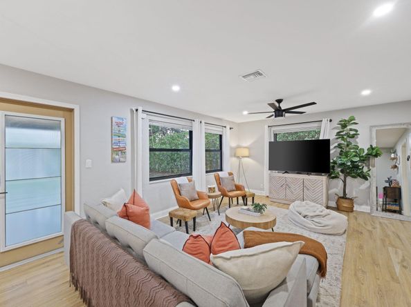 1646 NE 3rd Avenue, Delray Beach FL 33444