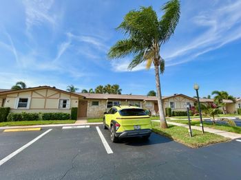 2802 Crosley Drive W