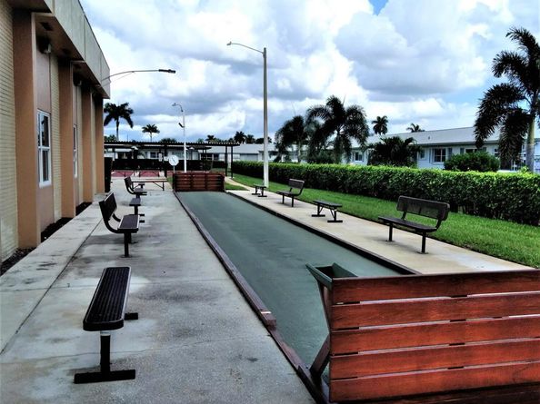 2802 Crosley Drive W D, West Palm Beach FL 33415