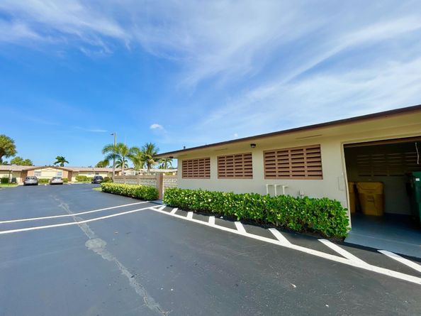 2802 Crosley Drive W D, West Palm Beach FL 33415