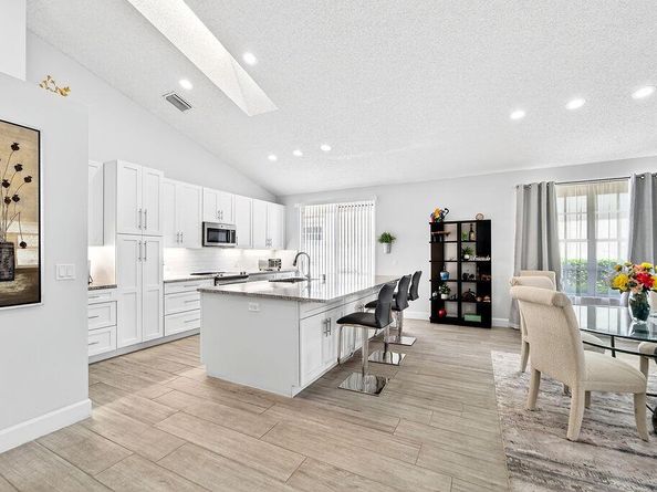 12902 Touchstone Place, Palm Beach Gardens FL 33418