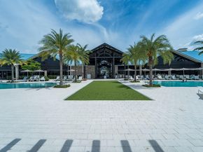 12902 Touchstone Place, Palm Beach Gardens FL 33418