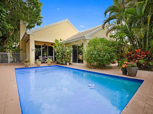 9358 Heathridge Drive, West Palm Beach FL 33411