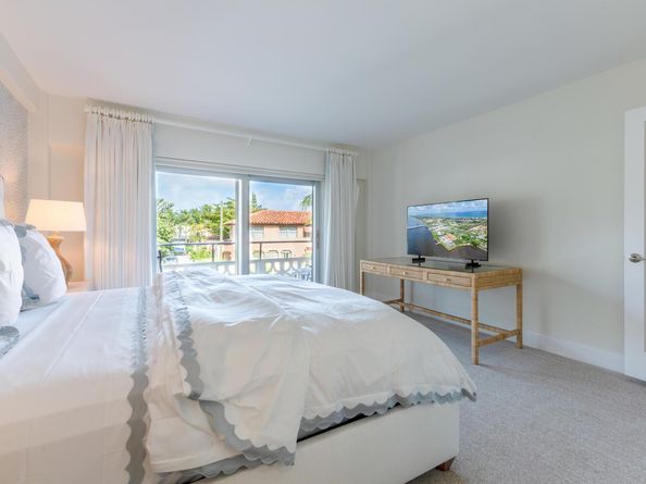 170 N Ocean Boulevard 312, Palm Beach FL 33480