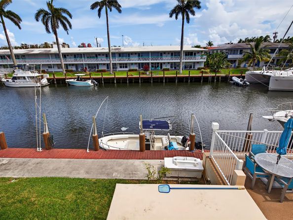 2824 NE 33rd Ct 8, Fort Lauderdale FL 33306