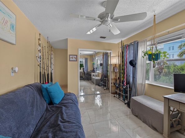 2824 NE 33rd Ct 8, Fort Lauderdale FL 33306