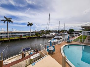 2824 NE 33rd Ct 8, Fort Lauderdale FL 33306