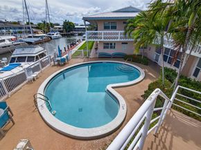 2824 NE 33rd Ct 8, Fort Lauderdale FL 33306